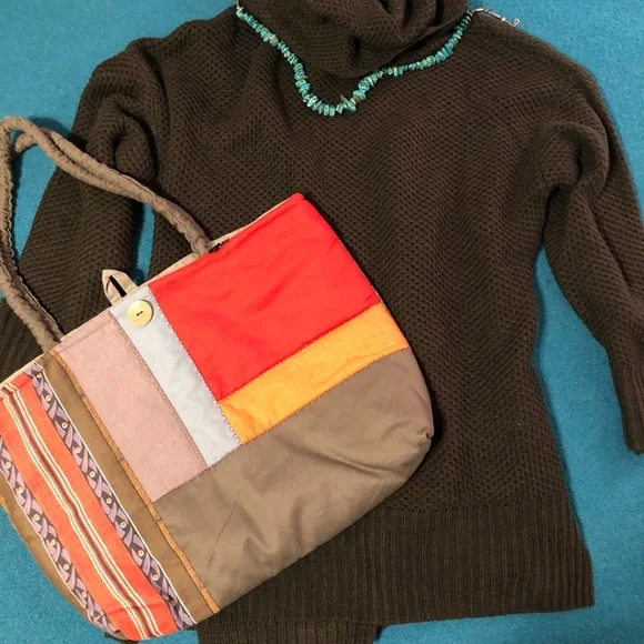 Cozy Sanctuary sweater/oversized slouchy fit - Picture 4 of 7